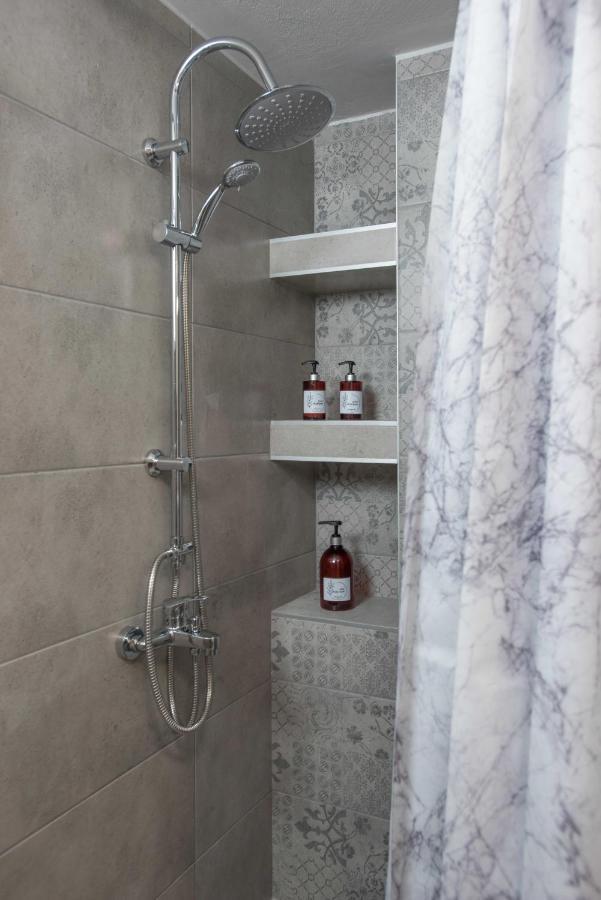 Central Spacious Apt Close To Port-Sites W/View 2 Iraklio Exteriér fotografie